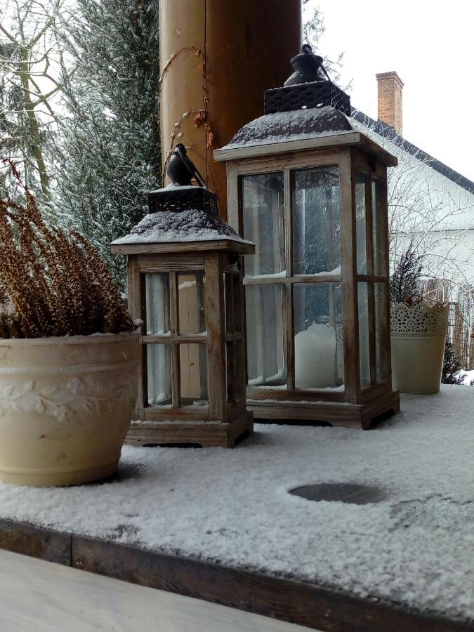 Roztoczanski Dworek Zamość Exterior foto